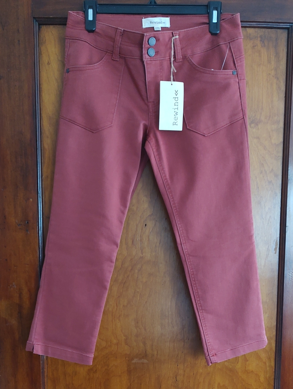 Rewind Women's Red Capris